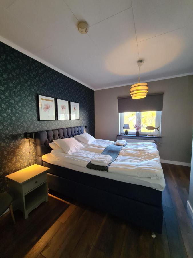 Dala-Jaerna Hotell Och Vandrarhem Bagian luar foto